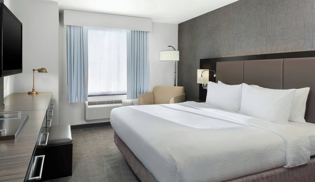 Fairfield Inn & Suites by Marriott New York Staten Island