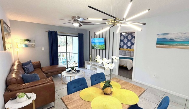 Family-friendly apartment ~ Pool, gym, games!
