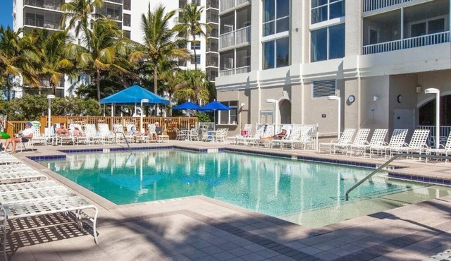 Family Getaway | Beachfront Unit with Pool for a Perfect Stay!
