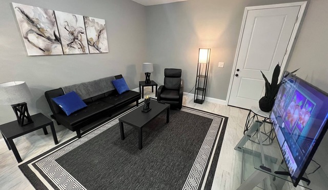 Fort Myers Relax Pad 01