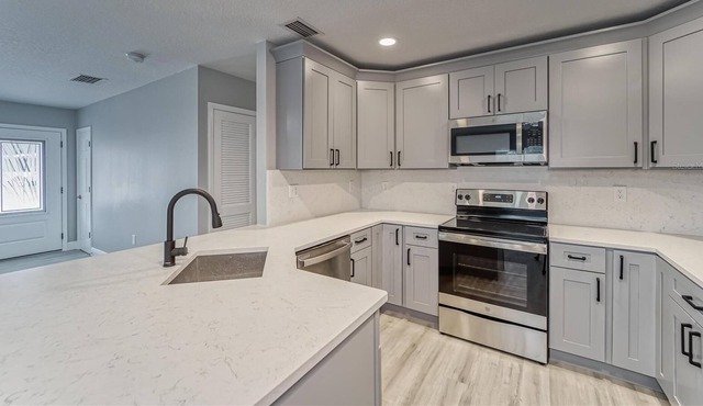 Golfland Corner lot Retreat