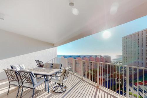 Gulf-Front Condo with Balcony Pools and Tennis