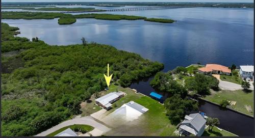 Harborview Haven 145 a night Pet Friendly On Charlotte Harbor 1 exit from Airport
