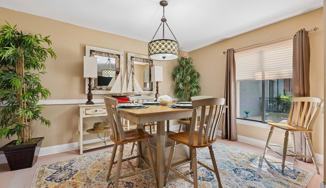 Harbour Town Villa, Walk to Marina & Golf Links, South Beach Pool Pass, 3 Bedrooms!