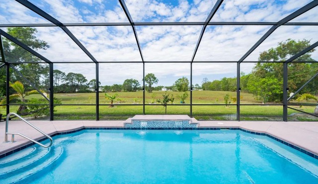 Heated Pool 4BR Retreat Family Friendly