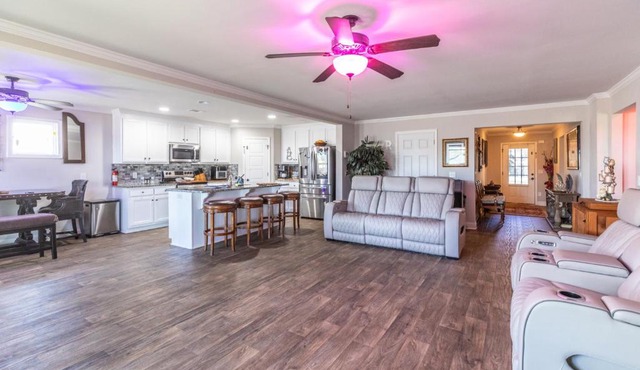 Hideaway Getaway in Statham