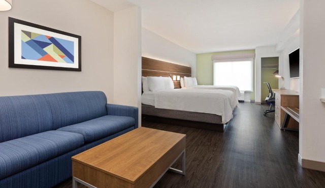 Holiday Inn Express Hotel & Suites Largo-Clearwater by IHG