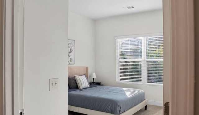 Inviting 2BR Stay with Spacious Layout