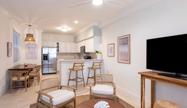 Islamorada Getaway | 2 Family Ready Bayfront Villa w/Spacious Living Area