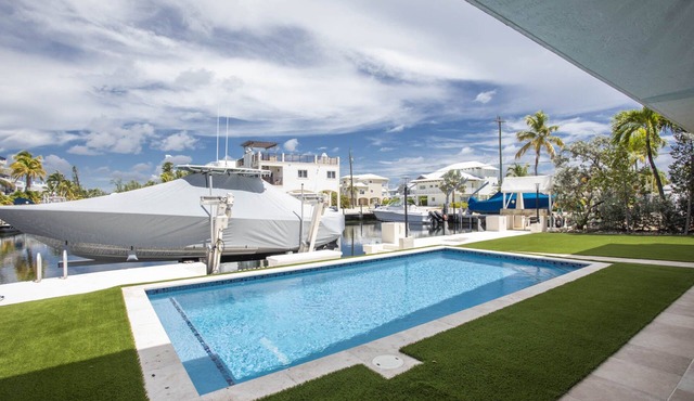 Islamorada Getaway in beautiful Port Antigua