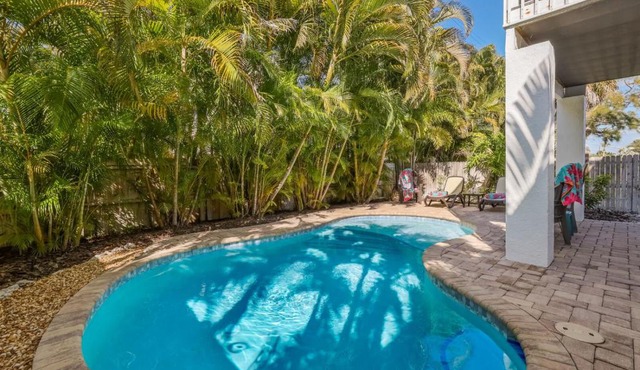 Island Hideaway East: 5 Minute Walk to Beach, Private Pool by Anna Maria Life Vacation Rentals