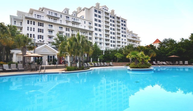 July 27-29 Now Open* Charming Resort Condo Lagoon Style Pool*Hot Tub *Tram Icl'd