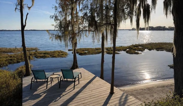 -Lakeshore Sunset Home with Heated Pool & Beachfront-