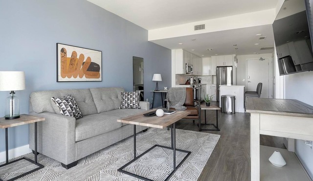 Landing | Amazing 1BD, Pool