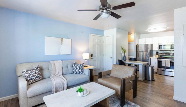 Landing | Chic 1BD, Clubhouse, Gym