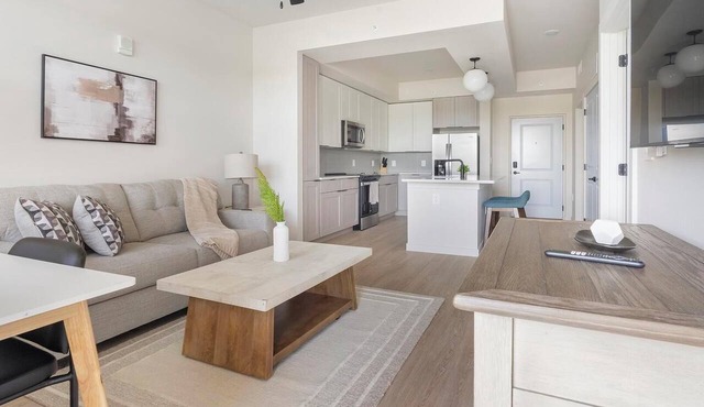 Landing | Incredible 1BD, Gym, Clubhouse