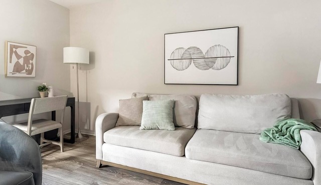 Landing | Incredible 1BD, Gym