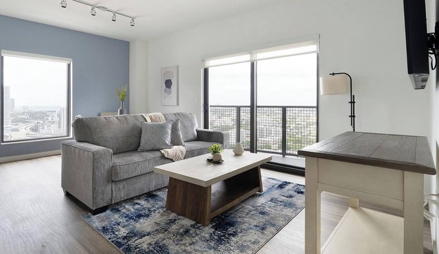 Landing | Incredible 2BD, Pool