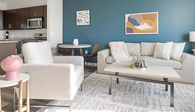 Landing | Modern 1BD, Gym, Game Room