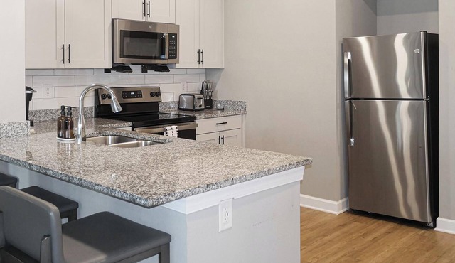Landing | Modern 2BD, Gym, Yoga Studio
