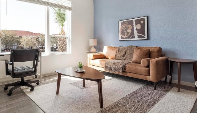 Landing | Modern 2BD, Gym, Clubhouse