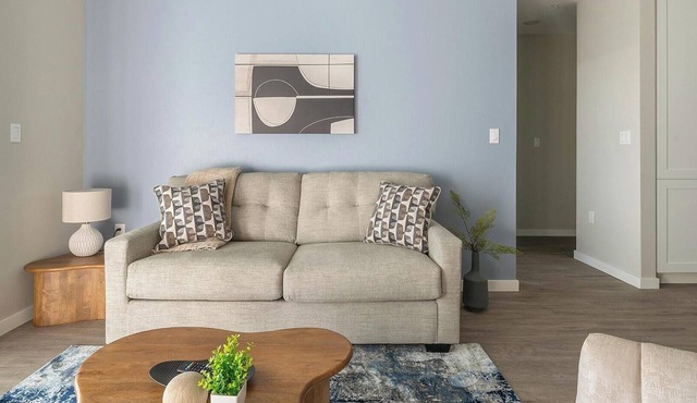 Landing | Spectacular 2BD, Yoga Studio, Gym