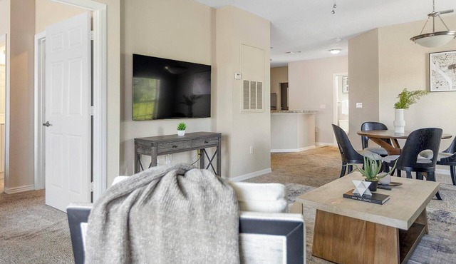 Landing | Spectacular 2BD, Courtyard, Gym