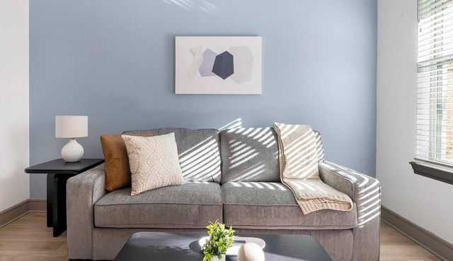 Landing | Stunning 1BD, Clubhouse, Courtyard