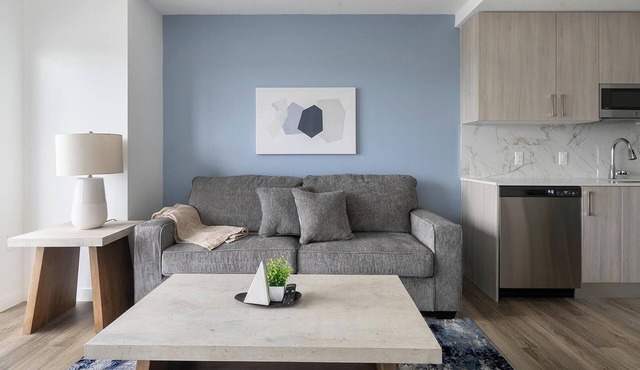 Landing | Stunning 1BD, Pool