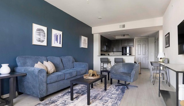 Landing | Stunning 1BD, Yoga Studio, Gym