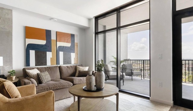 Landing | Stunning 2BD, Gym