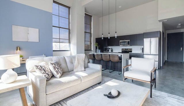Landing | Stylish 2BD in Downtown Hartford