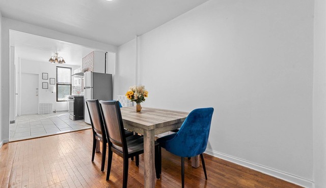 Large 3 BR/2BA with washer and dryer, a private office and a backyard