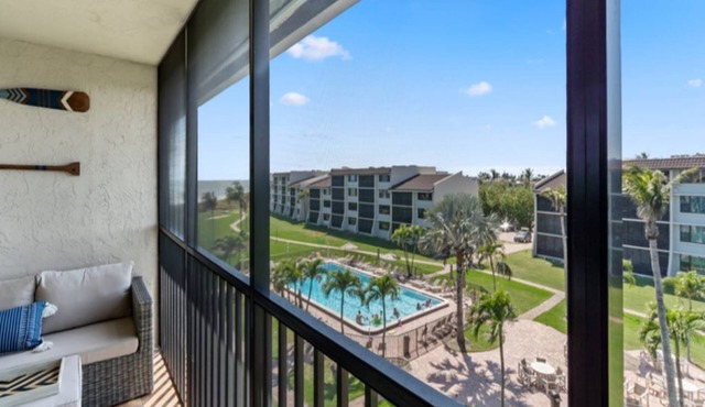 Loggerhead Cay 584 Beachside Condo with Partial Gulf and Pool Views!