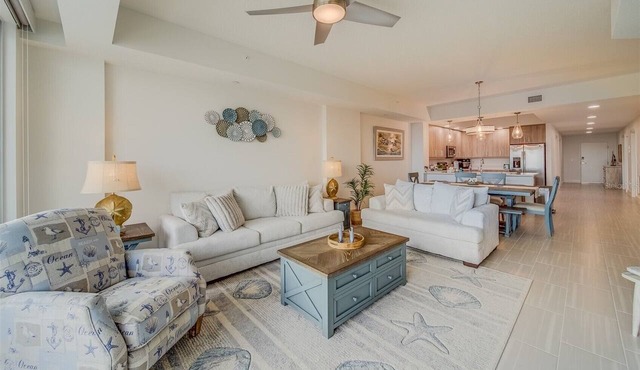 Lux Waterfront Penthouse with Amenities & Services