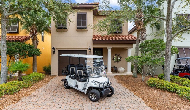 Luxury 3BR Beach House w/SIX Seat GOLF CART! Near Pool. Covered Patio. Tram.