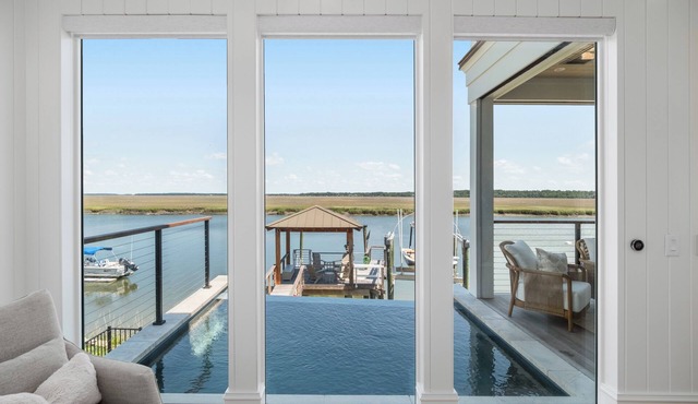 LUXURY 5 BR WATERFRONT RETREAT ON EDISTO BEACH W/PRIVATE POOL & DEEPWATER DOCK