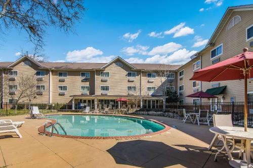 MainStay Suites Columbus near Fort Benning in Columbus