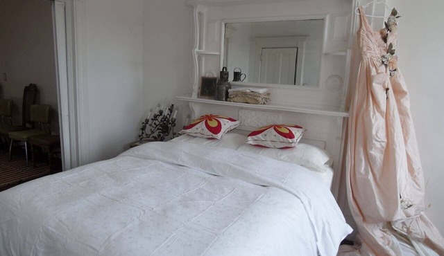 Maison de sirènes 2, Bohemian, ecclectic apartment
