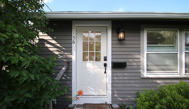 Marshfield 2 Bed, 1 Bath, walking distance to beach in Marshfield