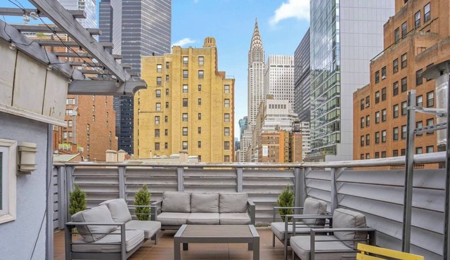 Midtown Townhome | Private Rooftop