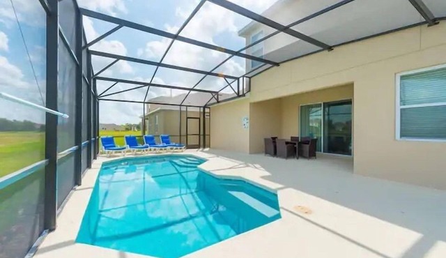 Modern Pool Villa on Guard Gated Golf Community with Conservation Views