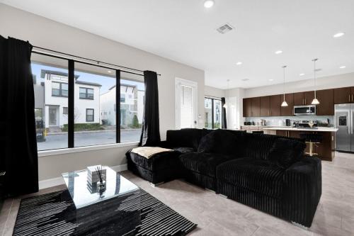 Modern resort style retreat with great amenities