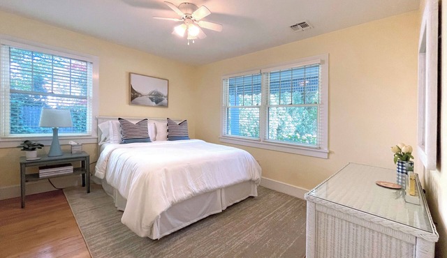 MONTH+ RENTALS ONLY-Immaculate Spring Lake, walk to beach/pool/town. Top reviews