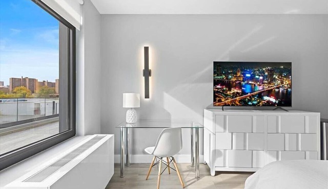 Mott Haven Studio Q BR | Linens/Towels | near NYC