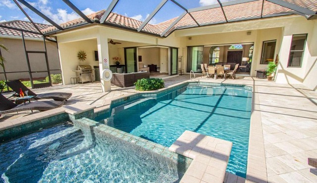 Naples Starfish House - Upscale weekly rentals