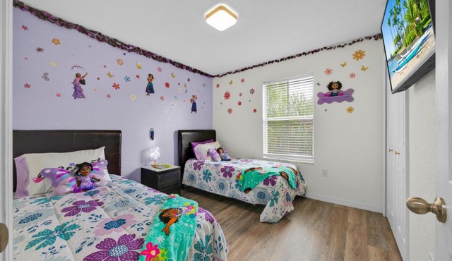 Near Disney Resort with Pool, LazyRiver & Arcade