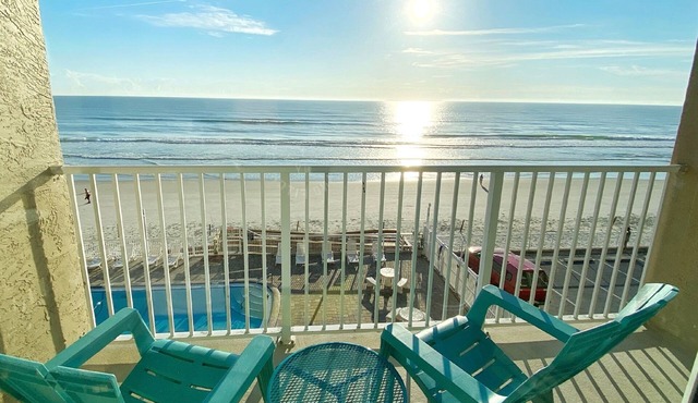 NEW Gorgeous Ocean Front King Bed in Daytona Beach!