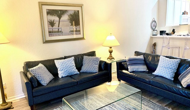 New on the market. Fun in the sun villa, newly furnished apartment near Disney