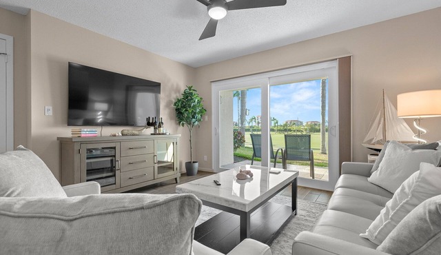 Newly Updated St. Pete 2-BR Condo on Isla Del Sol